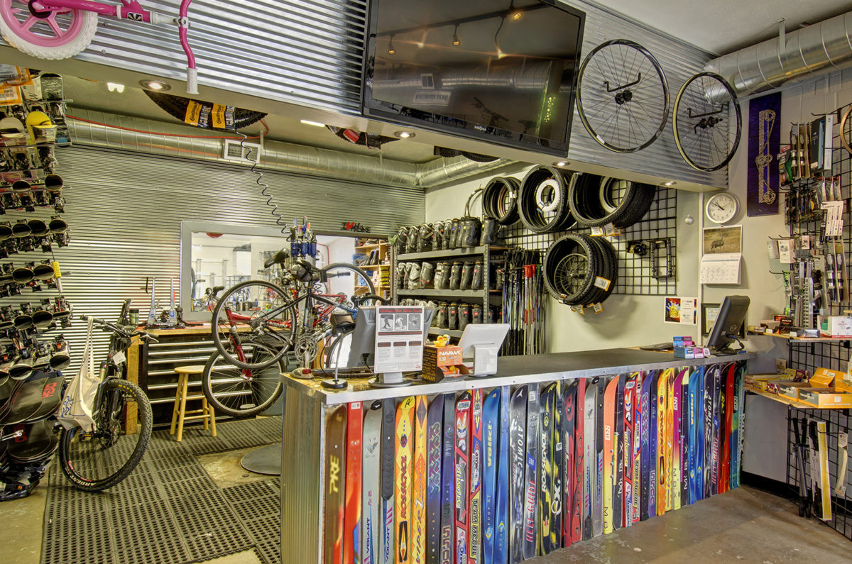 Bike and Ski Store – Castle Rock